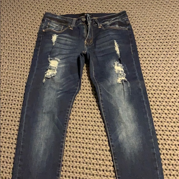 Kancan Cropped Jeans - Picture 1 of 3